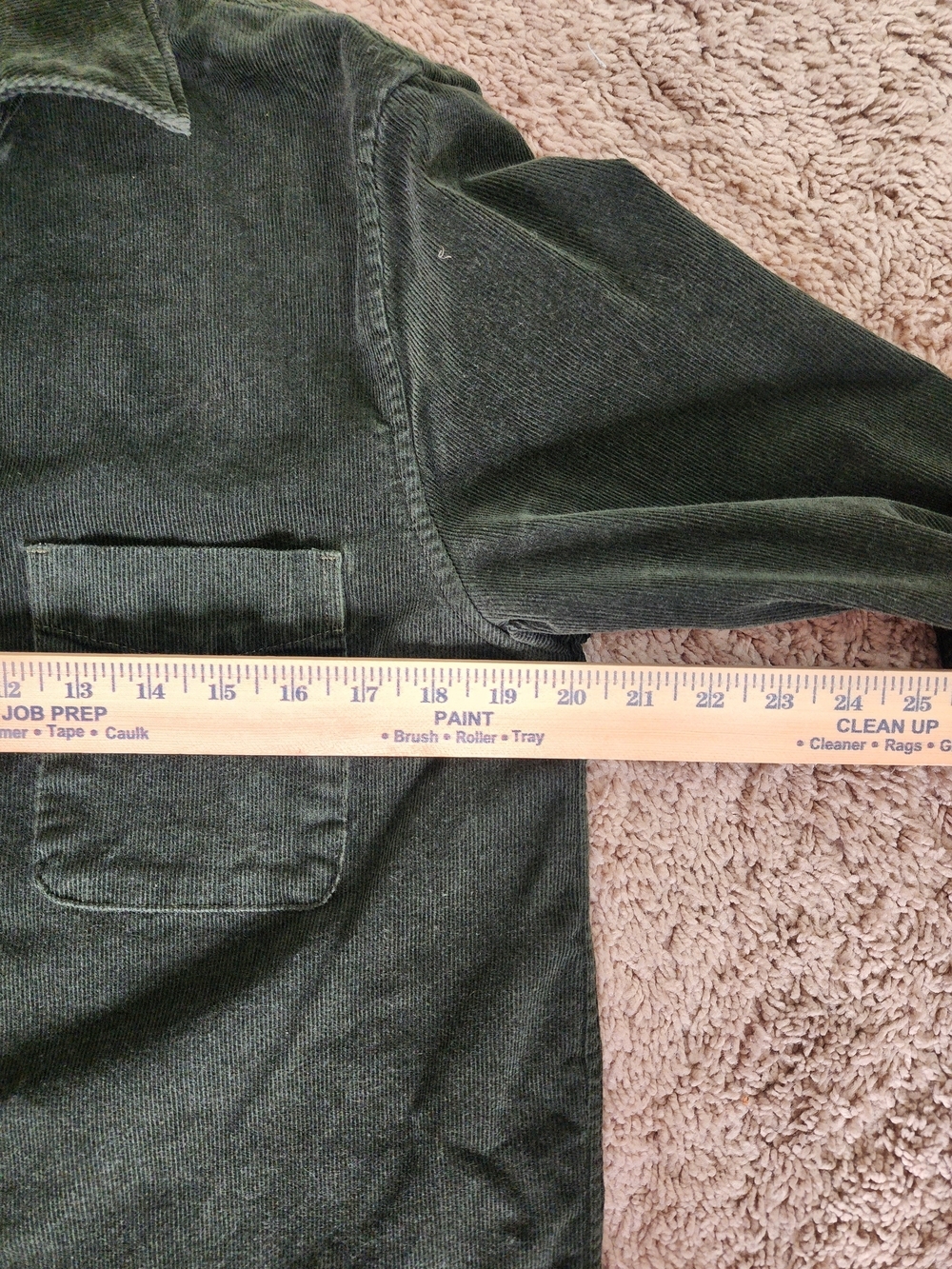 Everlane Men’s Forest Green Corduroy Button-Down Shirt - Picture 6 of 8
